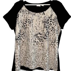Chico’s | Zenergy Two-Toned Animal Print Raglan Black White Metallic Foil Tee(L)